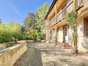 Maison 10 pièces 295 m²