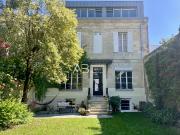 Maison 10 pièces 300 m²