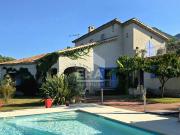 Maison 10 pièces 300 m²