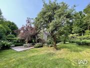 Maison 10 pièces 300 m²