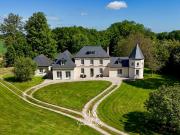 Maison 10 pièces 300 m²