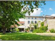 Maison 10 pièces 302 m²