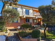 Maison 10 pièces 302 m²