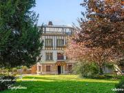 Maison 10 pièces 304 m²