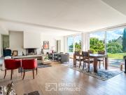 Maison 10 pièces 304 m²