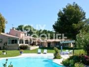 Maison 10 pièces 305 m²