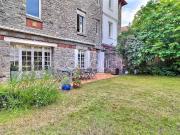 Maison 10 pièces 306 m²