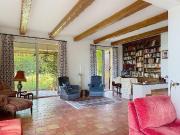 Maison 10 pièces 308 m²