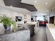 Maison 10 pièces 309 m²