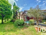 Maison 10 pièces 355 m²