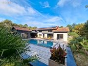 Maison 10 pièces 311 m²