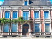 Maison 10 pièces 313 m²