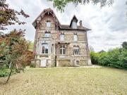 Maison 10 pièces 315 m²