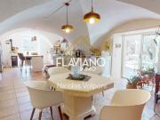 Maison 10 pièces 315 m²