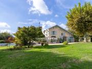 Maison 10 pièces 316 m²