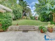 Maison 10 pièces 318 m²
