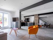 Maison 10 pièces 320 m²