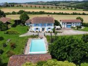 Maison 10 pièces 325 m²