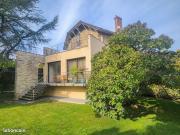 Maison 10 pièces 327 m²