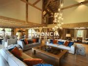 Maison 10 pièces 327 m²