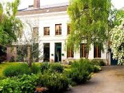 Maison 10 pièces 328 m²