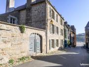 Maison 10 pièces 329 m²