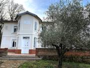 Maison 10 pièces 335 m²