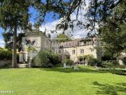 Maison 10 pièces 335 m²