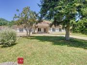 Maison 10 pièces 337 m²