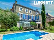 Maison 10 pièces 345 m²