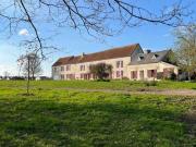 Maison 10 pièces 345 m²