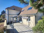 Maison 10 pièces 354 m²