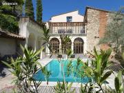 Maison 10 pièces 355 m²