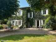 Maison 10 pièces 378 m²