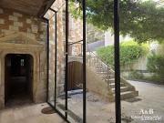 Maison 10 pièces 370 m²