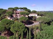 Maison 10 pièces 372 m²