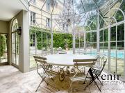 Maison 10 pièces 373 m²