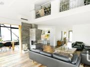 Maison 10 pièces 378 m²