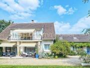 Maison 10 pièces 395 m²