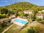 Maison 10 pièces 400 m²