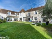 Maison 10 pièces 400 m²