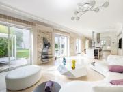 Maison 10 pièces 400 m² Maison 10 pièces 400 m²