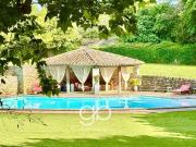 Maison 10 pièces 400 m² Maison 10 pièces 400 m²