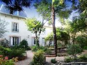 Maison 10 pièces 425 m²