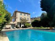 Maison 10 pièces 440 m²