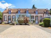 Maison 10 pièces 440 m²