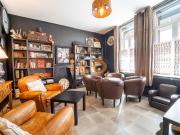 Maison 10 pièces 442 m²