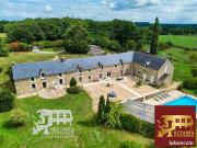 Maison 10 pièces 450 m²