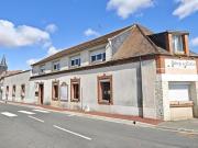 Maison 10 pièces 450 m²