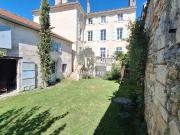Maison 10 pièces 495 m²
